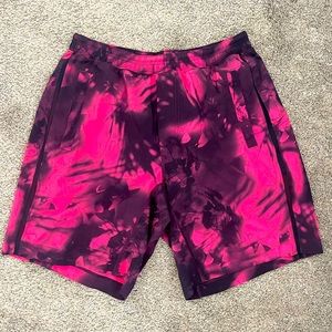 Lululemon men’s 7” lined shorts